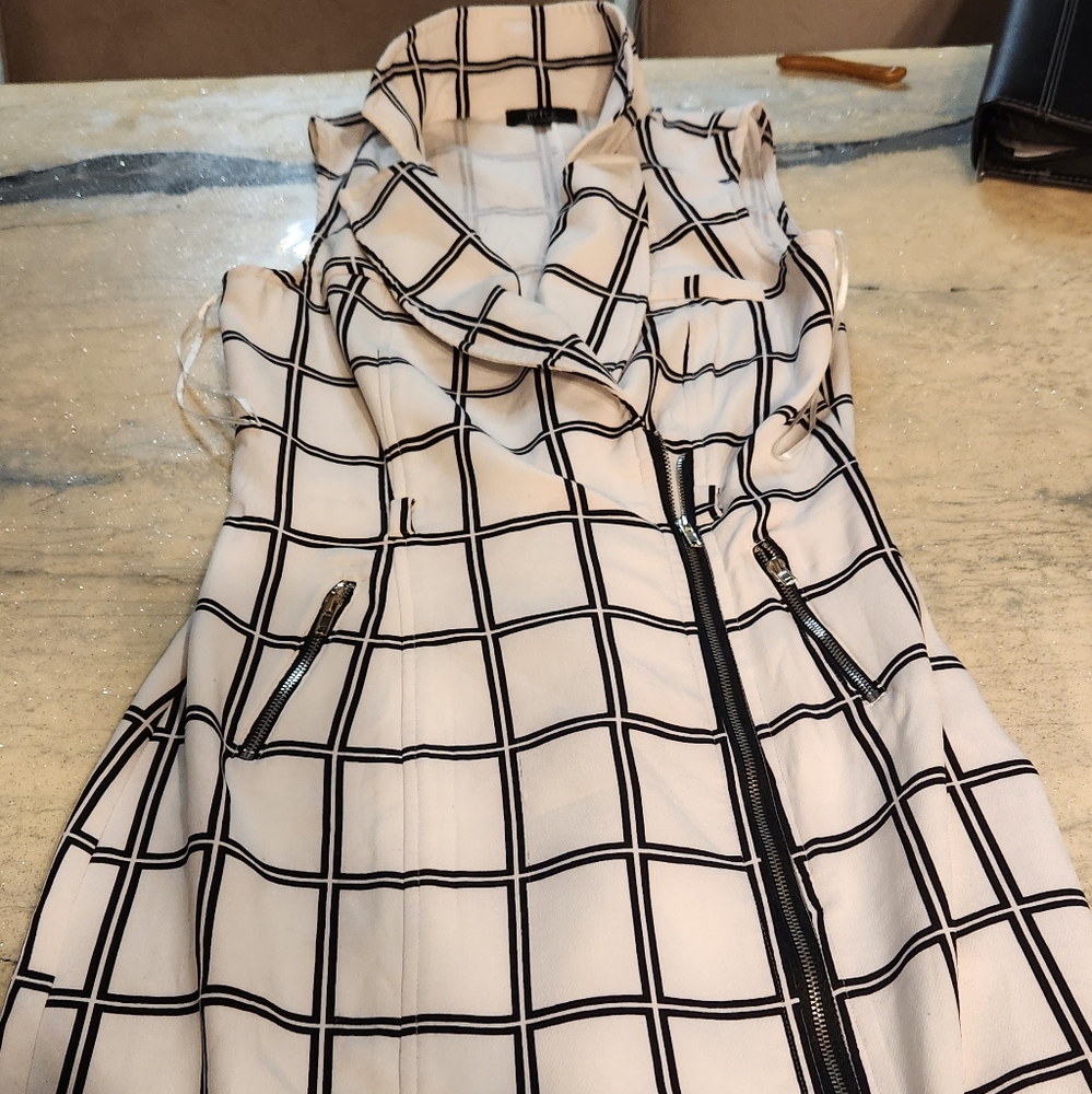 Size S office style dress